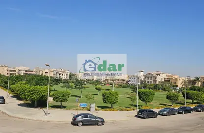 شقة - 3 غرف نوم - 3 حمامات للبيع في شارع دكتور ياسين عبد الغفار - المنطقة ج - حى جنوب الاكايمية - مدينة القاهرة الجديدة - القاهرة