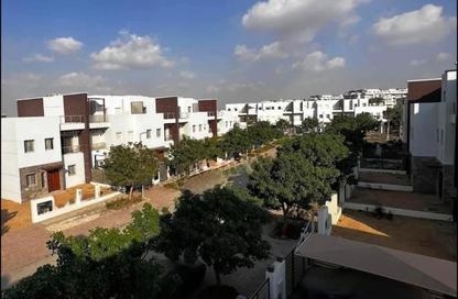 Townhouse - 2 Bedrooms - 3 Bathrooms for sale in Hyde Park - 5th Settlement Compounds - The 5th Settlement - New Cairo City - Cairo