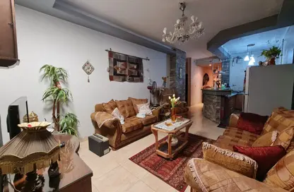 Apartment - 2 Bedrooms - 1 Bathroom for rent in Sayed Darwish St. - Al Narges 7 - Al Narges - New Cairo City - Cairo