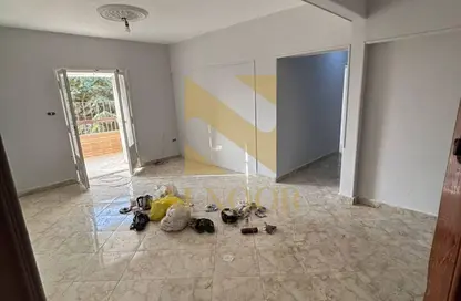 Apartment - 3 Bedrooms - 1 Bathroom for rent in Street 11 - 8th District - 6 October City - Giza Apartment - 3 Bedrooms - 1 Bathroom for rent in Street 11 - 8th District - 6 October City - Giza