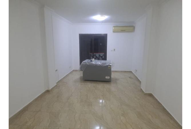 8403848 - Property Image 2