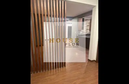 شقة - 3 غرف نوم - 3 حمامات للبيع في ذا كورت ياردز - كمبوندات الشيخ زايد - الشيخ زايد - الجيزة