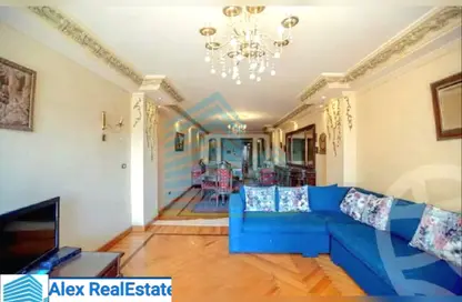 Apartment - 2 Bedrooms - 2 Bathrooms for rent in Al Shaheed Kamal Eldin Salah St. - Smouha - Hay Sharq - Alexandria