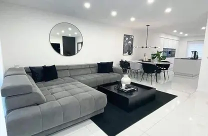 Apartment - 3 Bedrooms - 3 Bathrooms for sale in U One - Sheikh Zayed Compounds - Sheikh Zayed City - Giza