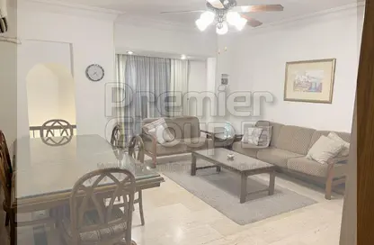 Apartment - 2 Bedrooms - 1 Bathroom for rent in Street 207 - Degla - Hay El Maadi - Cairo