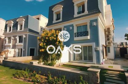 Villa - 3 Bedrooms - 3 Bathrooms for sale in Mountain View iCity October - 6 October Compounds - 6 October City - Giza