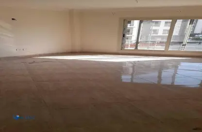 Apartment - 3 Bedrooms - 2 Bathrooms for sale in El Koronfel - The 5th Settlement - New Cairo City - Cairo