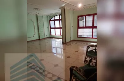 Apartment - 5 Bedrooms - 2 Bathrooms for rent in Suez Canal Road - Moharam Bek - Hay Wasat - Alexandria