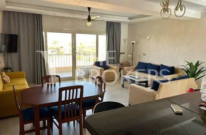 شاليه - 3 غرف نوم - 3 حمامات للبيع في غزالة باي - قسم الضبعة - الساحل الشمالي