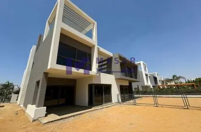 فيلا - 4 غرف نوم - 4 حمامات للبيع في مون ريزيدنس - فيفث سكوير - التجمع الخامس - مدينة القاهرة الجديدة - القاهرة