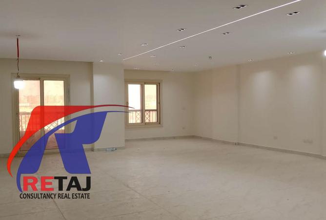8022567 - Property Image 2