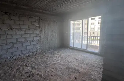 Apartment - 2 Bedrooms - 2 Bathrooms for sale in Hyde Park - 5th Settlement Compounds - The 5th Settlement - New Cairo City - Cairo