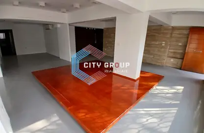 Office Space - Studio - 3 Bathrooms for rent in Degla - Hay El Maadi - Cairo