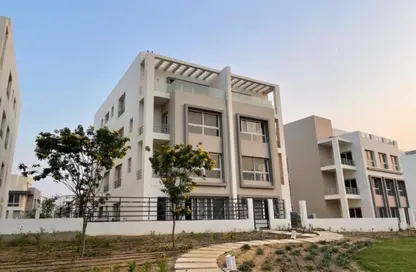 Apartment - 2 Bedrooms - 3 Bathrooms for sale in Garden Residence - Hyde Park - New Cairo City - Cairo