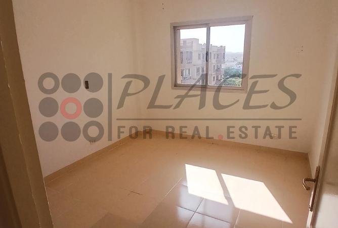 8442433 - Property Image 2