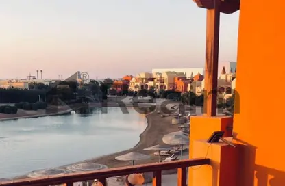 Chalet - 2 Bedrooms - 2 Bathrooms for sale in Abu Tig Marina - Al Gouna - Hurghada - Red Sea