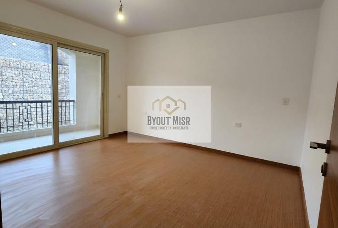 7370610 - Property Image 2