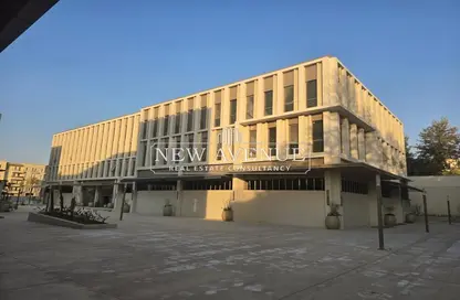 Office Space - Studio - 4 Bathrooms for rent in Mivida - 5th Settlement Compounds - The 5th Settlement - New Cairo City - Cairo