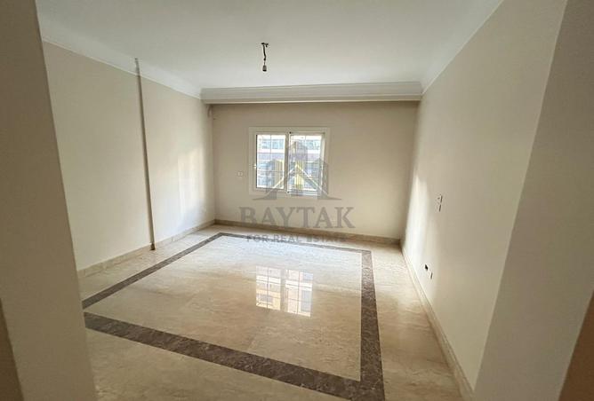 7989465 - Property Image 2