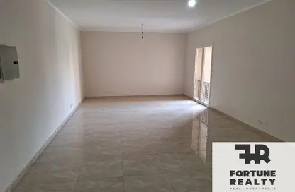 Apartment - 3 Bedrooms - 4 Bathrooms for rent in Garden Residence - Hyde Park - New Cairo City - Cairo