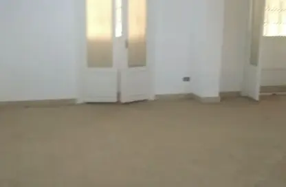 Apartment - 2 Bedrooms - 1 Bathroom for rent in Al Agouza - Giza