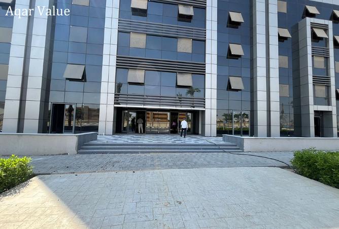 8106944 - Property Image 2
