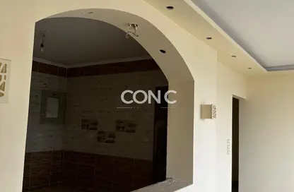 شقة - 3 غرف نوم - 2 حمامات للايجار في جاليريا  مون فالى - المستثمرين الجنوبية - مدينة القاهرة الجديدة - القاهرة