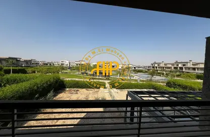 تاون هاوس - 4 غرف نوم - 4 حمامات للايجار في نيو جيزة - طريق مصر اسكندرية الصحراوي - مدينة 6 أكتوبر - الجيزة