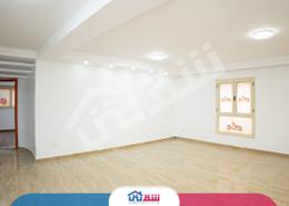 شقة - 7 غرف نوم - 2 حمامات for للبيع in كفر عبده - رشدي - حي شرق - الاسكندرية