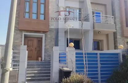 Townhouse - 4 Bedrooms - 5 Bathrooms for sale in Lavida Al Bustan - 26th of July Corridor - 6 October City - Giza