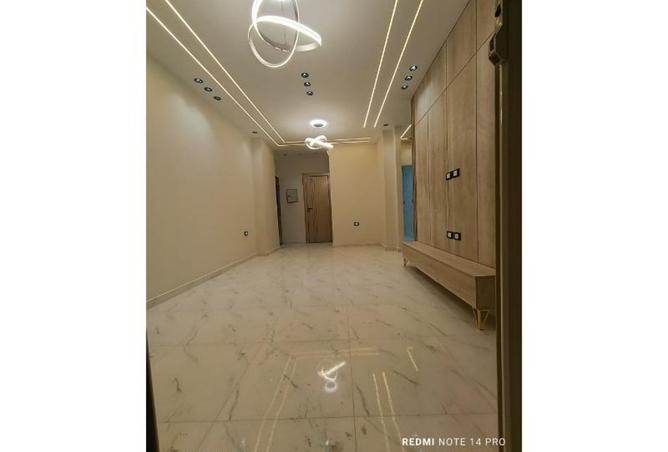 8431913 - Property Image 3