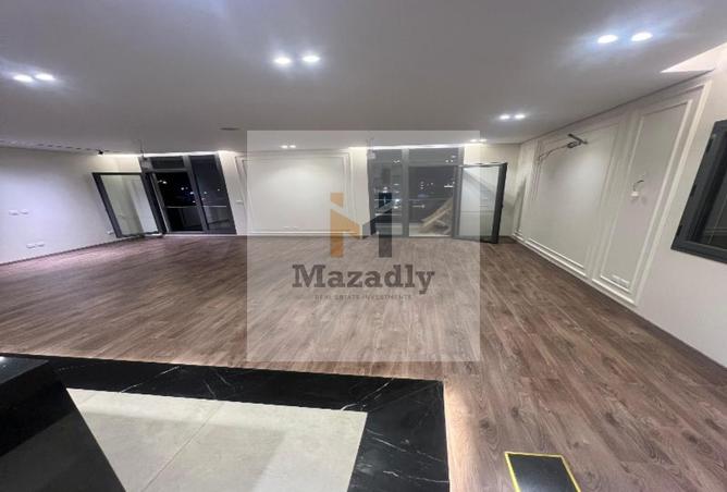 8369416 - Property Image 2