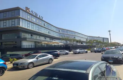 Shop - Studio - 1 Bathroom for rent in Sway Mall - Mohamed Naguib Axis - North Investors Area - New Cairo City - Cairo