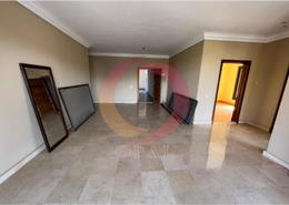 شقة - 2 غرف نوم - 2 حمامات for للبيع in طريق بيفرلي هيلز - الحي السابع عشر - الشيخ زايد - الجيزة