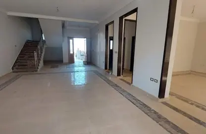 فيلا - 4 غرف نوم - 5 حمامات للايجار في مدينة وصال - كمبوندات الشروق - مدينة الشروق - القاهرة