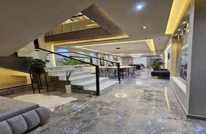 منزل مزدوج - 5 غرف نوم - 4 حمامات للبيع في كمبوند اب فيل - طريق مصر اسكندرية الصحراوي - مدينة 6 أكتوبر - الجيزة
