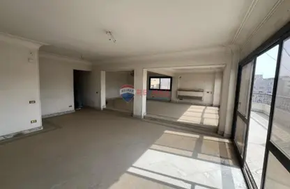 Apartment - 2 Bedrooms - 2 Bathrooms for sale in El Haram - Hay El Haram - Giza