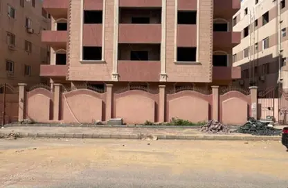 Apartment - 3 Bedrooms - 2 Bathrooms for sale in 1st Neighborhood - 3rd Area - Shorouk City - Cairo