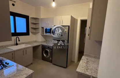 شقة - 3 غرف نوم - 3 حمامات للايجار في أو ويست - كمبوندات 6 أكتوبر - مدينة 6 أكتوبر - الجيزة