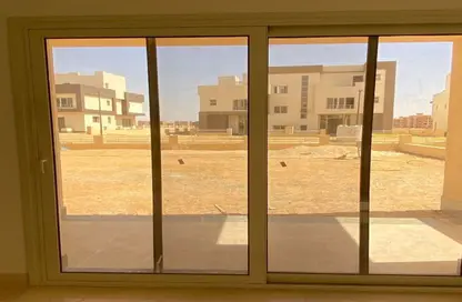 Villa - 6 Bedrooms - 6 Bathrooms for sale in Beverly Hills - Sheikh Zayed Compounds - Sheikh Zayed City - Giza