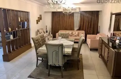 شقة - 3 غرف نوم - 1 حمام للبيع في شارع الدكتور عبد الله العربي - الحي السابع - مدينة نصر - القاهرة