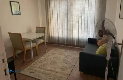 (بنتهاوس  (روف - 3 غرف نوم - 3 حمامات للايجار في ذا فيلدج - المستثمرين الجنوبية - مدينة القاهرة الجديدة - القاهرة