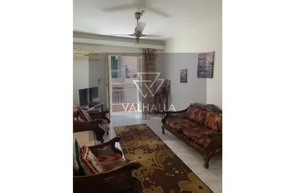 شقة - 2 غرف نوم - 1 حمام للايجار في شارع شجرة الدر - الزمالك - القاهرة شقة - 2 غرف نوم - 1 حمام للايجار في شارع شجرة الدر - الزمالك - القاهرة