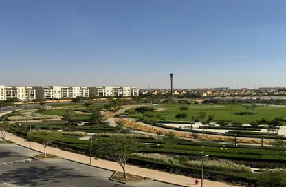 Apartment - 3 Bedrooms - 3 Bathrooms for sale in Mivida - 5th Settlement Compounds - The 5th Settlement - New Cairo City - Cairo
