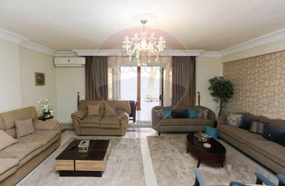 Apartment - 3 Bedrooms - 2 Bathrooms for sale in Smouha - Hay Sharq - Alexandria
