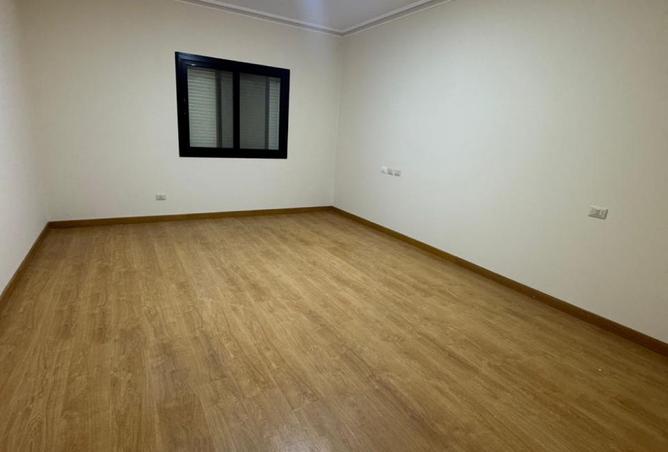 8532313 - Property Image 3