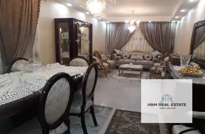Apartment - 2 Bedrooms - 2 Bathrooms for sale in Gate 1 - Khofo - Hadayek El Ahram - Giza