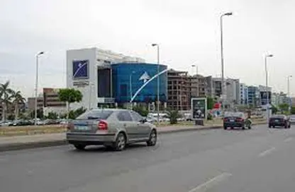 بناية كاملة - استوديو للبيع في شارع التسعين الشمالي - التجمع الخامس - مدينة القاهرة الجديدة - القاهرة