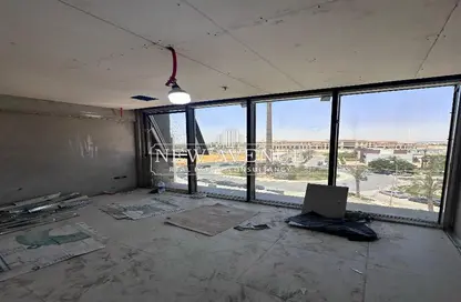 Office Space - Studio - 1 Bathroom for rent in Hyde Park - 5th Settlement Compounds - The 5th Settlement - New Cairo City - Cairo