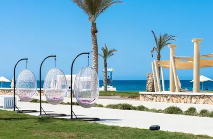 Chalet - 2 Bedrooms - 2 Bathrooms for sale in Mountain View - Ras Al Hekma - North Coast